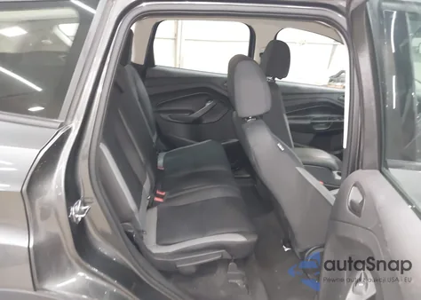 2015 Ford Escape S из США, поврежденный, VIN 1FMCU0F78FUA75337